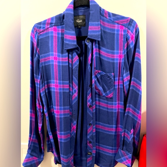 Rails button down MEDIUM - Picture 1 of 2